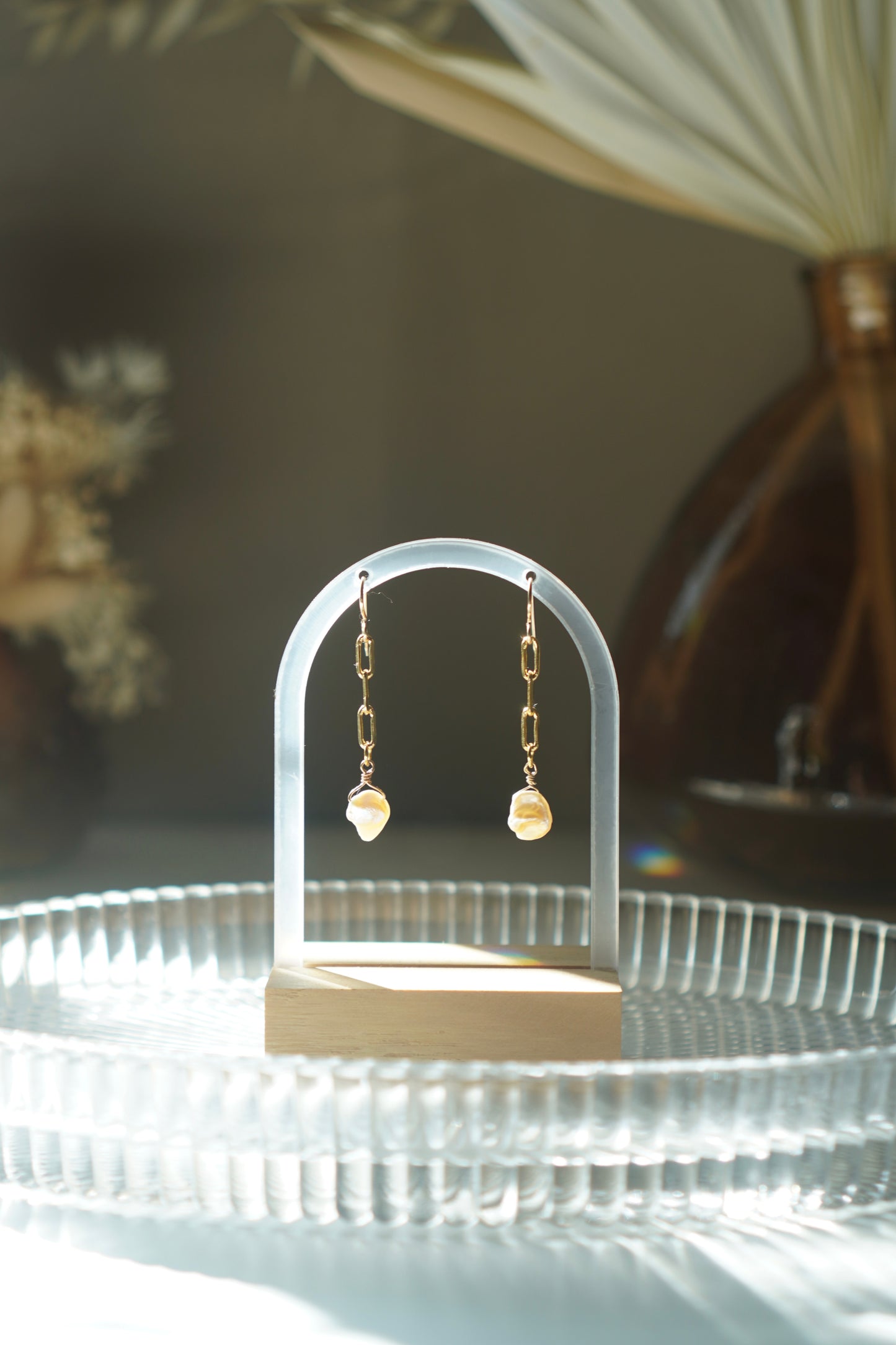 chain link freshwater pearl dangle earrings