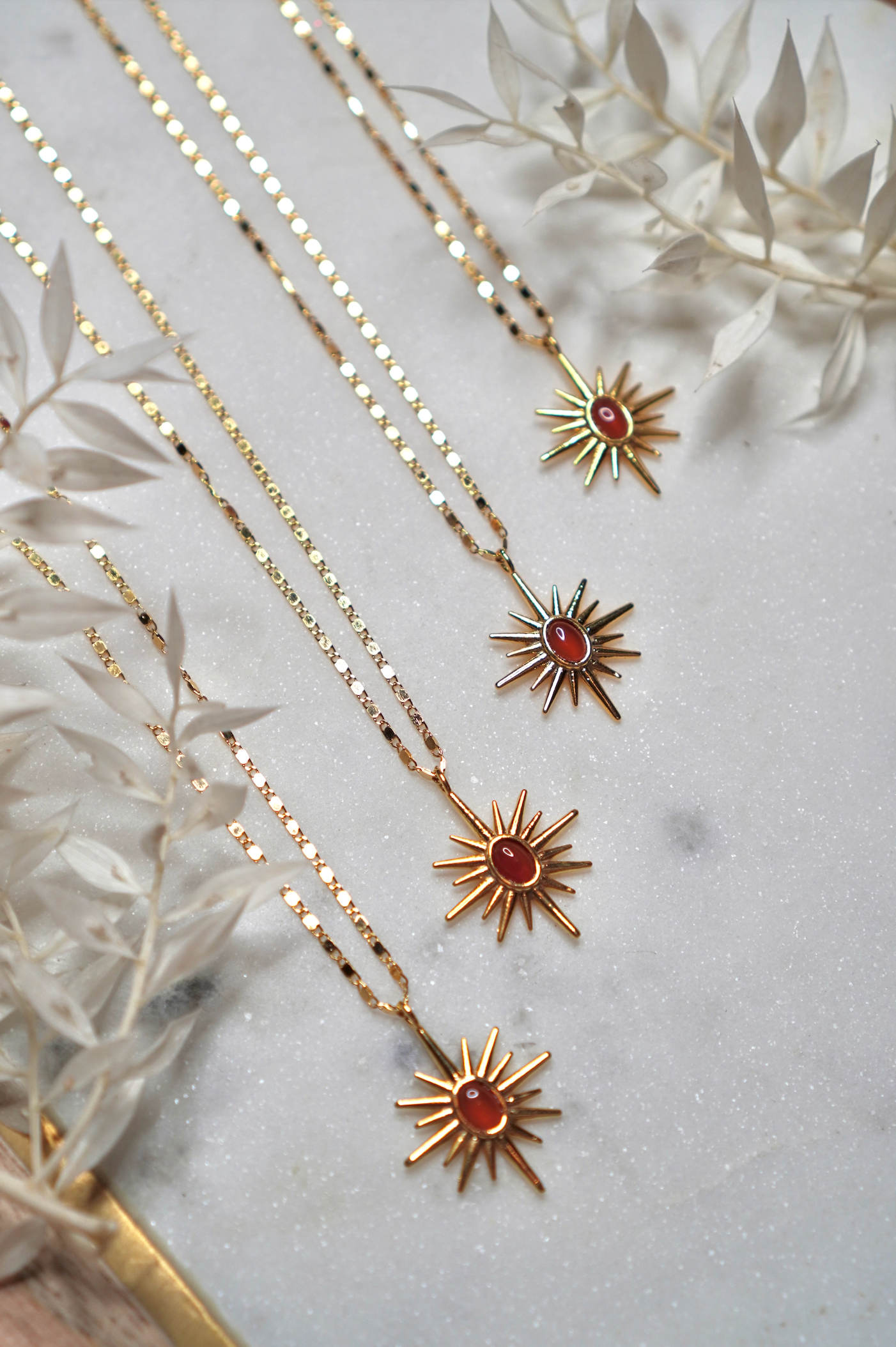 amber necklace