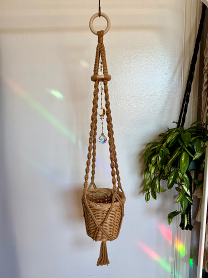 Chleo Macrame Plant Hanger x Sun Catcher