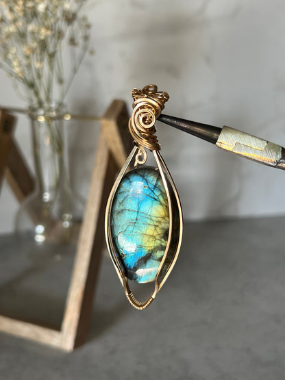 Labradorite Pendant 1